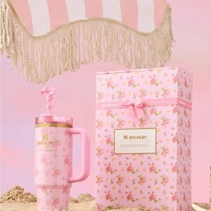 NEW Stanley x LoveShackFancy Ibiza Sunset 40oz Quencher H2.0 FlowState Tumbler